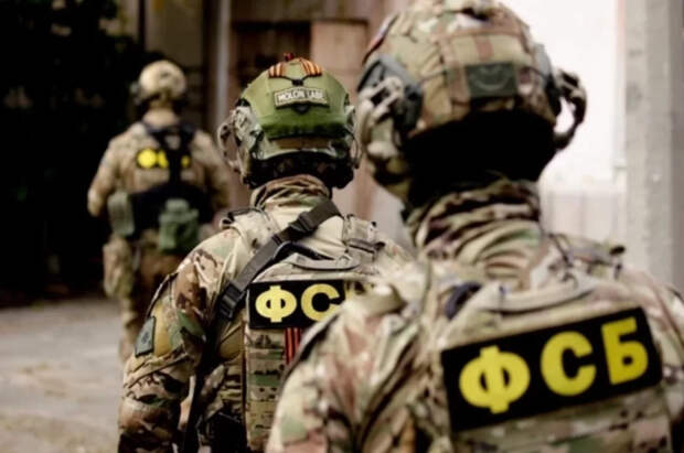 ФСБ задержала россиянина, готовившего теракт против курского чиновника