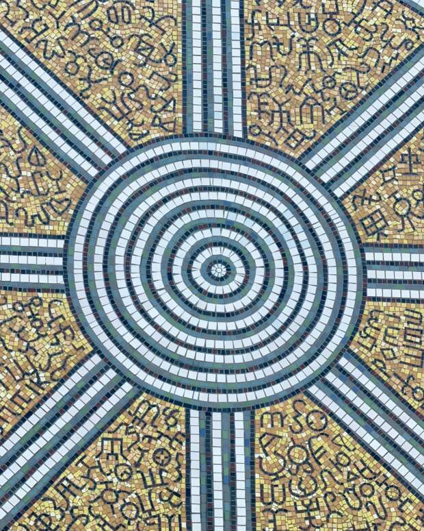 Наследие Феликса Петуваша: "Колесо времени" и его значение