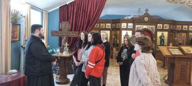 Посещение социально-просветительского учреждения Центр поддержки семьи, материнства и детства ´Покрова´.