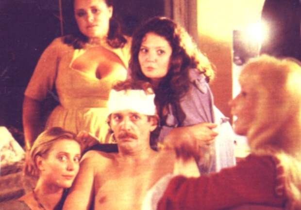 Кадр из фильма *Сукины дети*, 1990 | Фото: kino-teatr.ru