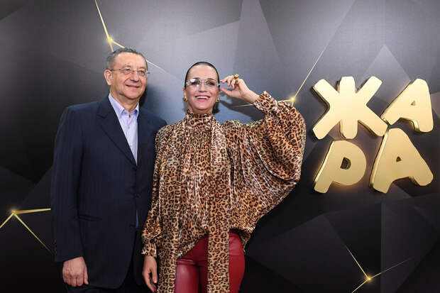 Певица Слава сообщила, что находится в отношениях