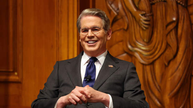 Бессент анонсировал крупнейшую бомбардировку Ирана с начала конфликта