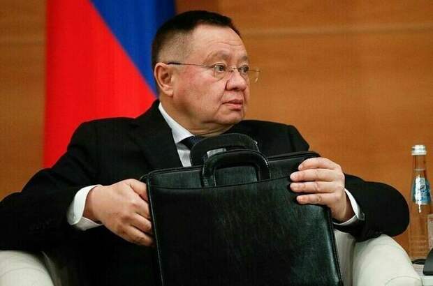 «Черная дыра»: жителей многоквартирных домов загоняют в "рабство" к управляющим компаниям