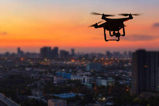 Baza: обломки украинского БПЛА повредили жилую многоэтажку в Твери