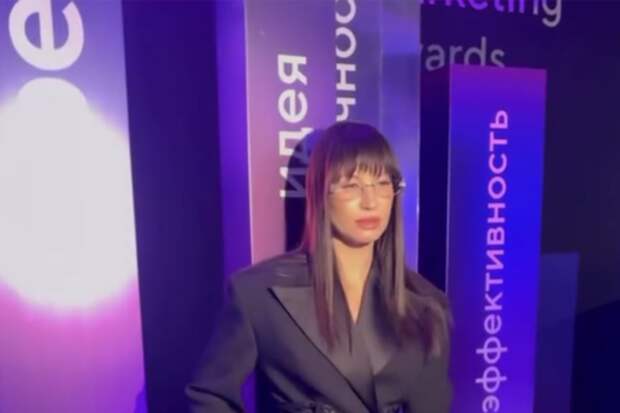 Бизнесвумен Ида Галич вышла на публику в костюме