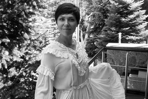 Певица Наталья Фриске сообщила о смерти двоюродной сестры