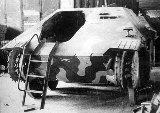 Незаконченная машина на заводе Škoda, май 1945 года артиллерия, бронетехника, вмв, германия
