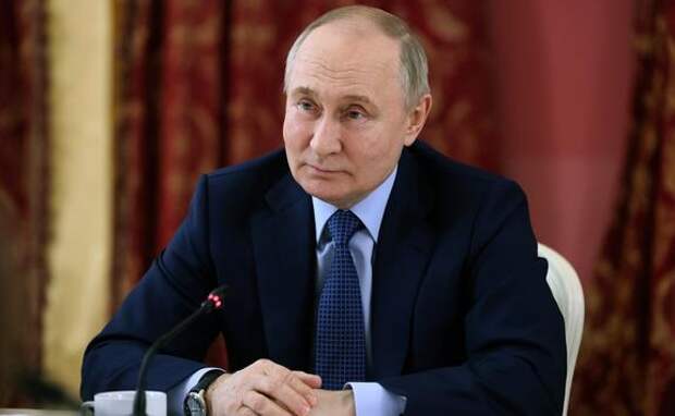 Путин: России все равно, кто победит на выборах в США - Байден или Трамп