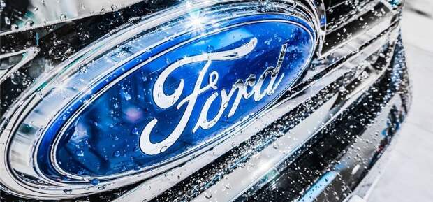 Ford ставит рекорд: впервые за 20 лет закрылись выше $20