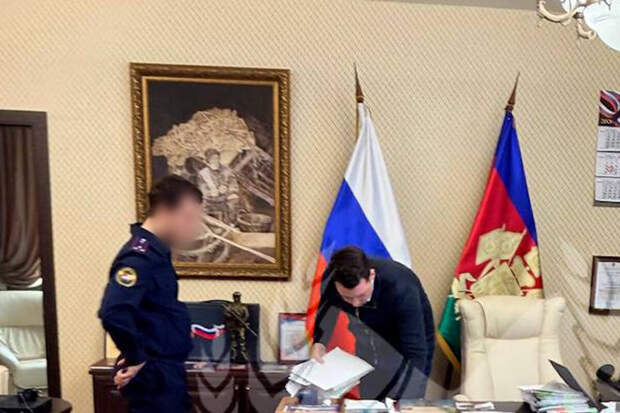 У главы Приморско-Ахтарска Бондаренко прошли обыски из-за дома инвалидов