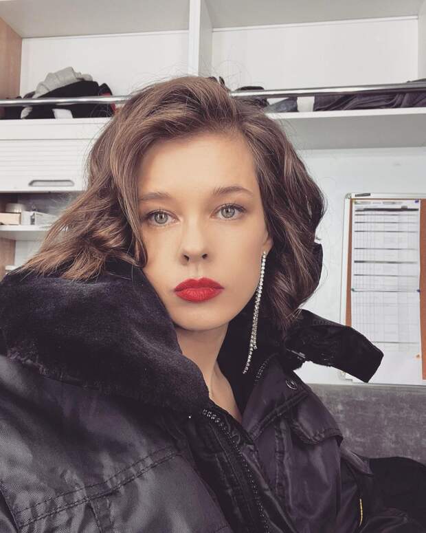 Екатерина Шпица поделилась снимком с мамой и сыном