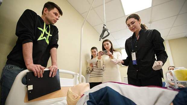 Врач назвал главные ошибки при оказании первой помощи