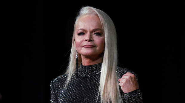 Директор Долиной опроверг слухи о регистрации певицей агентства недвижимости