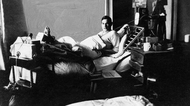 Рихард Зорге в Кенигсбергском госпитале после тяжелого ранения