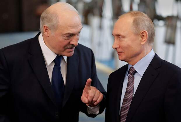 Тонкий намёк: Батька подарили карту белорусских губерний в составе Российской империи