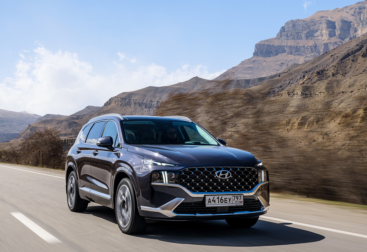 Проехал на Hyundai Santa Fe 2021 года: машину не узнать! Рассказываю, что изменилось