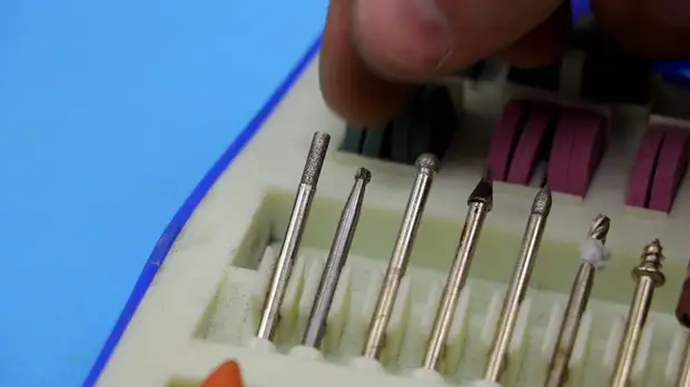 Опытный лесоруб рассказал как заточить цепь бензопилы не снимая за несколько минут