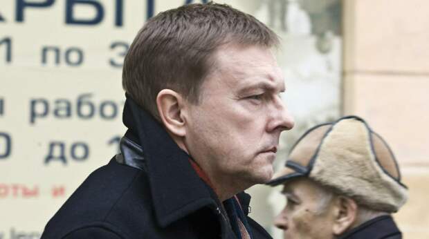 Актер Нилов заявил, что ему было "отвратно" смотреть "Слово пацана"