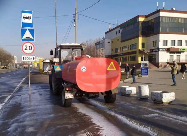 Дезинфекция дорог прошла в Алтуфьеве Фото: управа Алтуфьевского района