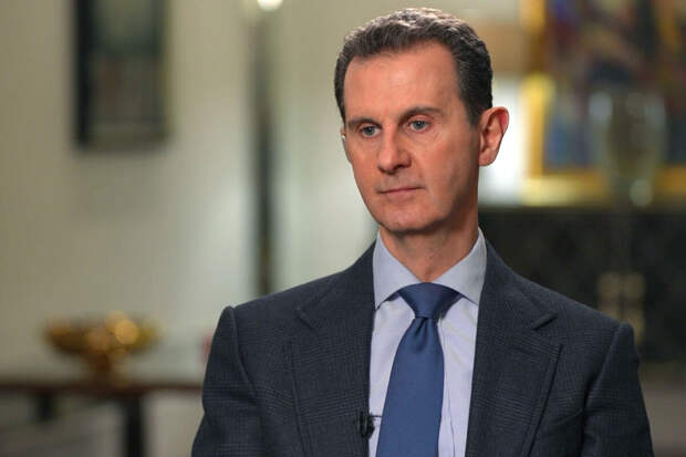 Atlantic: Башар Асад игнорировал предложения о помощи и играл на телефоне