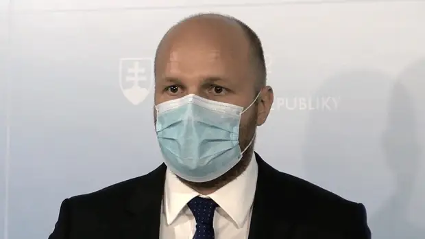 Глава МО Словакии временно возглавит МИД после отставки министра