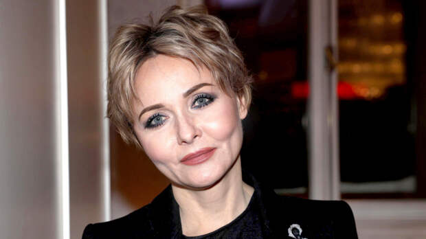 «Живет отдельной жизнью»: Дарья Повереннова об отношениях с дочкой