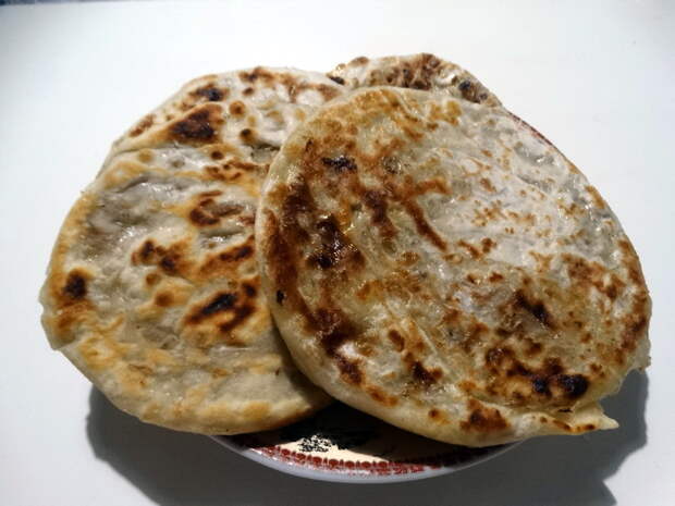 Самые слоеные лепёшки с начинкой