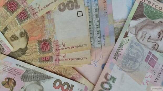 Потерявшие зарплату украинцы получат по 283 доллара по указу Зеленского Потерявшие зарплату украинцы получат по 283 доллара по указу Зеленского