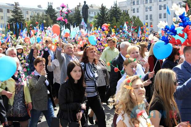 Плотницкий: Представители более 20 стран посетили Первомай в ЛНР (ФОТО, ВИДЕО)