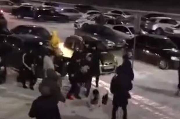 В Екатеринбурге отстранили от работы мигрантов, устроивших побоище у склада Ozon