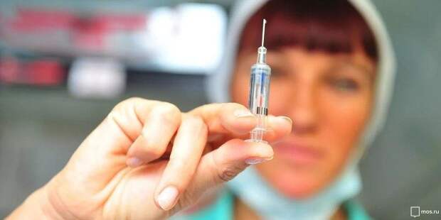 Ракова: число мобильных пунктов вакцинации от гриппа увеличено на фоне высокого спроса. Фото Портал мэра и правительства Москвы mos.ru
