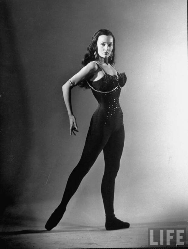 1950. Людмила Черина в «Сказках Гофмана» 1950. Людмила Черина в «Сказках Гофмана»