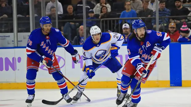 «Рейнджерс» победил «Баффало» в НХЛ, Панарин оформил ассистентский хет-трик