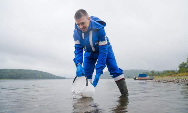 «Газпром нефть» выпустит в реки в Архангельской области мальков ценных видов рыб