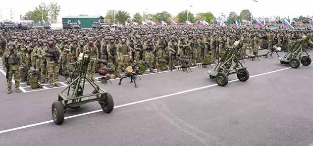 Кадыров - кавказцам: Вы должны занимать очередь в военкоматы или сбрить бороды