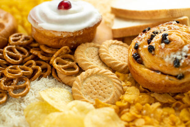 В Британии запретили рекламу вредной еды днем для борьбы с ожирением у детей