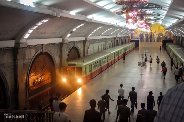 Самое закрытое метро в мире: пхеньянская подземка глазами иностранца