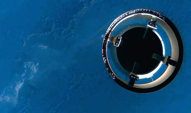 Отделение капсулы космического корабля New Shepard 53_1.jpg Газпром космические системы; Blue Origin/ZUMA Wire/ТАСС