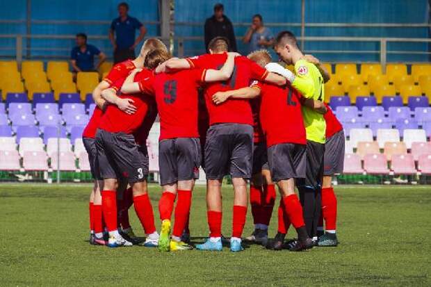 Команда тамбовской "Академии футбола" уступила в Борисоглебске