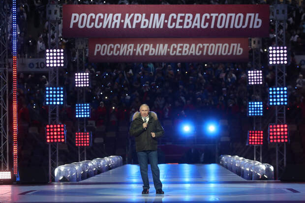 Путин поздравил россиян с седьмой годовщиной возвращения Крыма