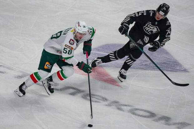 «Ак Барс» в гостях встретится с челябинским «Трактором»