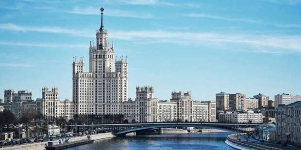 Собянин призвал москвичей соблюдать дистанцию в общественных местах Фото: mos.ru