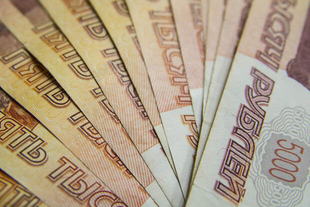 Экономист Лобода: рублевые вклады помогут уберечь деньги от инфляции