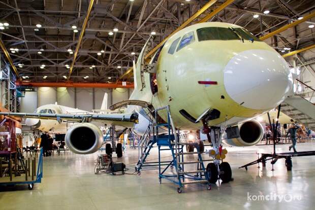 Мантуров: Сделанных при продвижении Superjet ошибок больше не допустим
