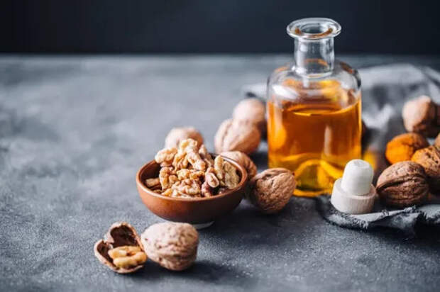 Льняное масло и другие продукты, в которых омега-3 больше, чем в грецких орехах