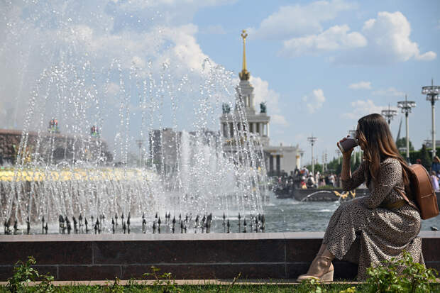 В Москве температура на Балчуге превысила 14°C