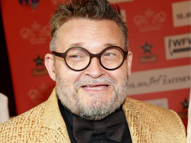 Васильев заявил, что ему пишут проплаченные хейтеры и обсудил личную жизнь