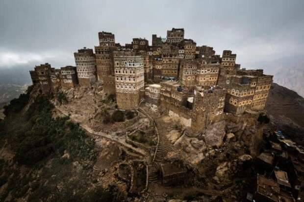 Старая часть Саны, Йемен. Под угрозой с 2015 года. 