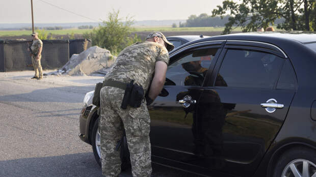 Силовики: участились случаи, когда украинцы пытаются напролом пройти границу