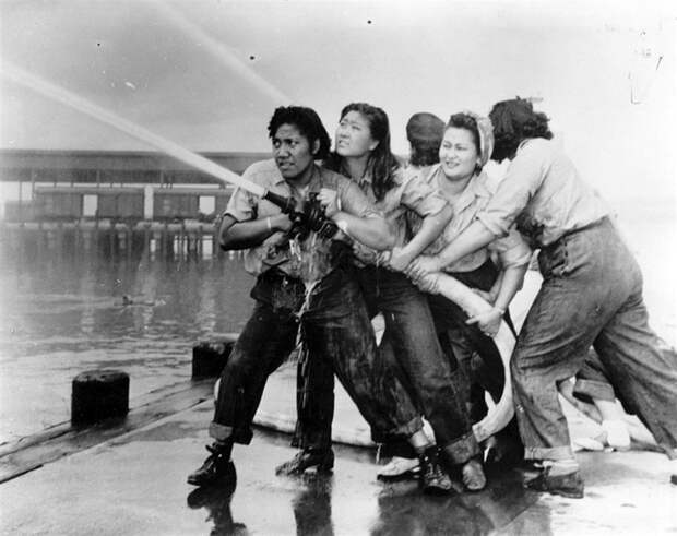 Женщины-пожарные в Перл-Харбор, 1941 год. история, события, фото